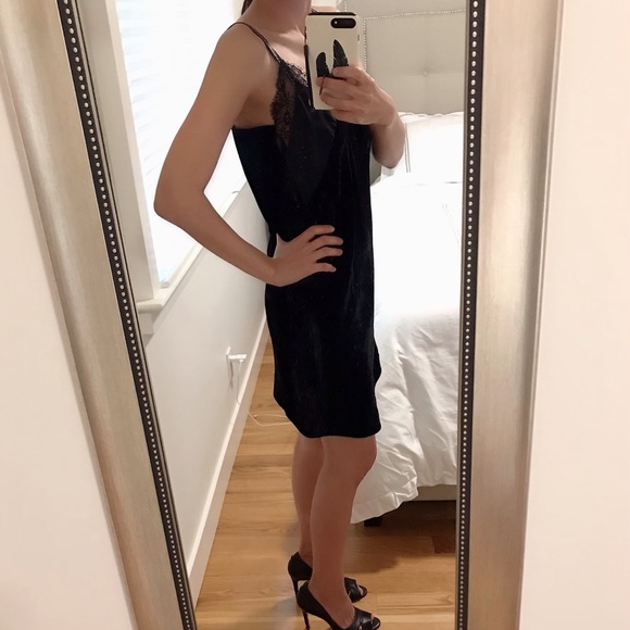 🚫SOLD 01/23🚫 MAJE Ruiza Velvet Slip Dress-Sz 2 - Picture 8 of 8